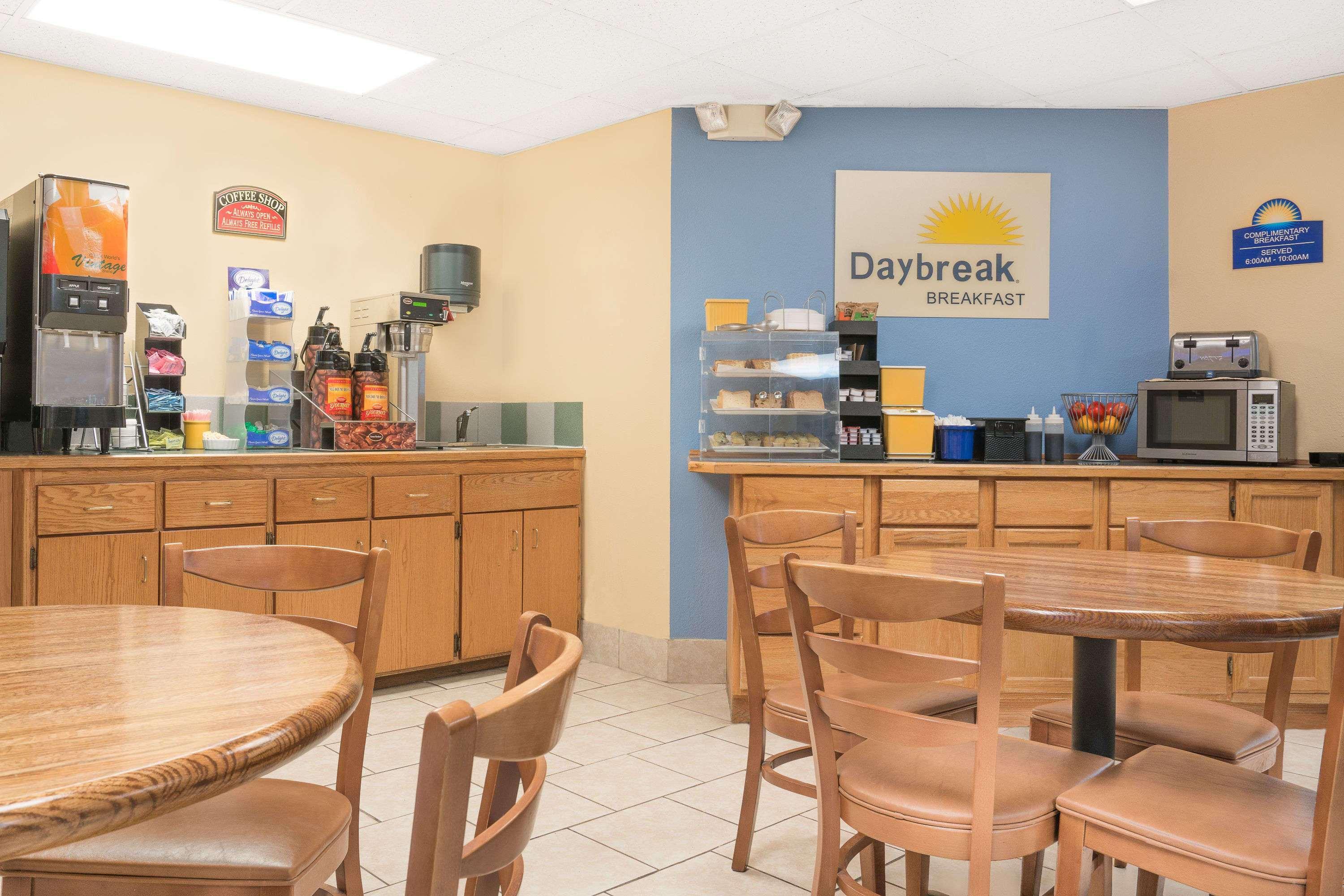 Days Inn By Wyndham Alexandria Mn Luaran gambar